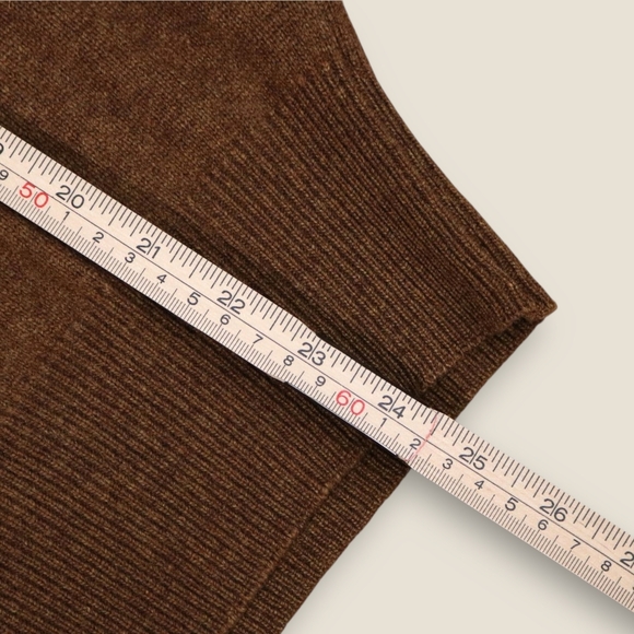 Vintage Alan Paine Pure Lambswool V Neck Sweater Made in England Size Large - Picture 5 of 12